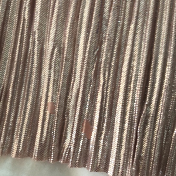 Metallic Two Piece Set - Picture 4 of 6